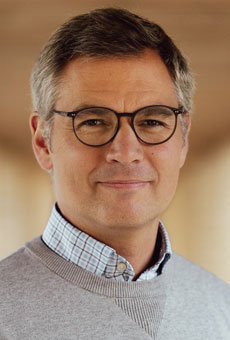 Dr. Maximilian Zimmermann Dr. Maximilian Zimmermann